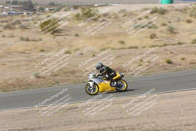 media/Apr-20-2025-AHRMA (Sun) [[393a79c373]]/Race/Group 11 early race/Turn 4b/